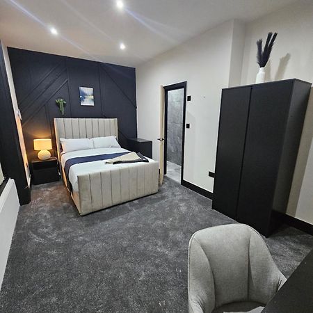 Springwood Villa ハダーズフィールド エクステリア 写真